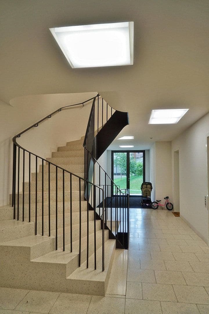 Predaj bytu 3-izbový 76 m², Stuttgart, Bádensko-Wurttembersko Predaj bytu 3-izbový 76 m², Stuttgart, Bádensko-Wurttembersko
