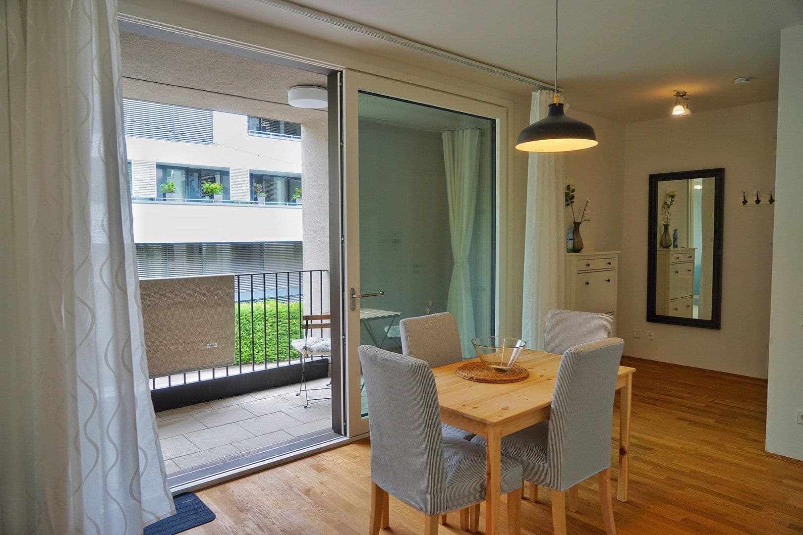 Predaj bytu 3-izbový 76 m², Stuttgart, Bádensko-Wurttembersko Predaj bytu 3-izbový 76 m², Stuttgart, Bádensko-Wurttembersko