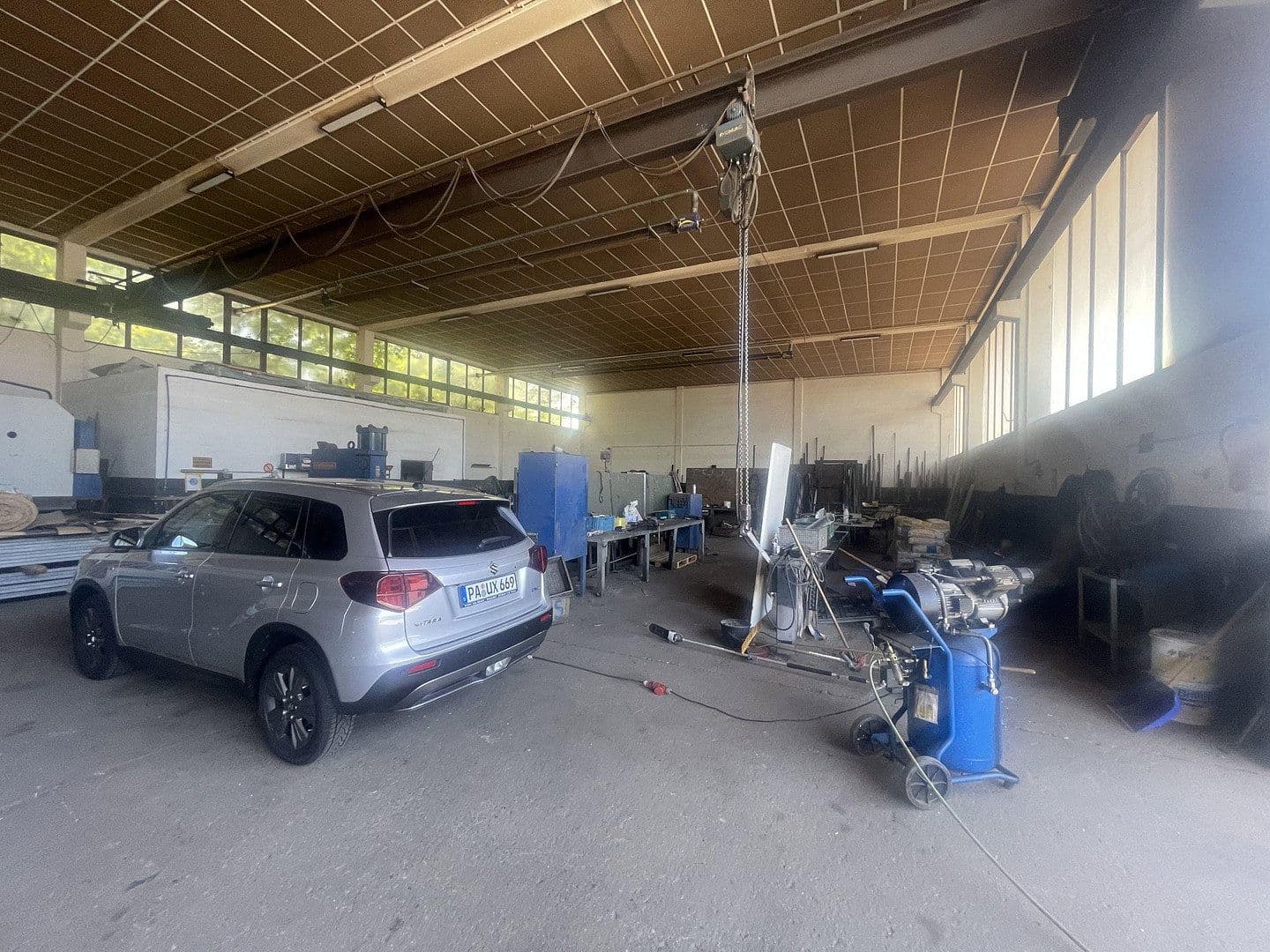 Prenájom nebytového priestoru 940 m², Allingerstr. 10, Vilshofen an der Donau, Bavorsko Prenájom nebytového priestoru 940 m², Allingerstr. 10, Vilshofen an der Donau, Bavorsko