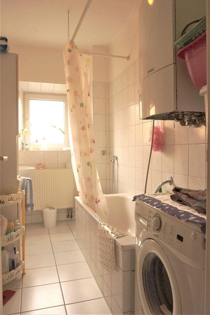 Prenájom bytu 3-izbový 71 m², Pirkheimerstraße 133, Nürnberg, Bavorsko Prenájom bytu 3-izbový 71 m², Pirkheimerstraße 133, Nürnberg, Bavorsko