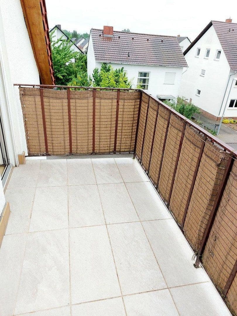 Prenájom bytu 3-izbový 90 m², Dudenhofen, Porýnie-Falcko Prenájom bytu 3-izbový 90 m², Dudenhofen, Porýnie-Falcko