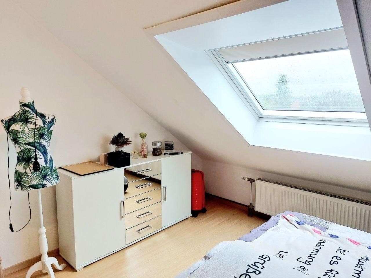 Prenájom bytu 3-izbový 90 m², Dudenhofen, Porýnie-Falcko Prenájom bytu 3-izbový 90 m², Dudenhofen, Porýnie-Falcko