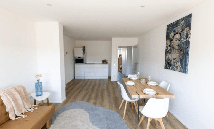 Prenájom bytu 3-izbový 124 m², Bahnhofstraße 4, Neustadt an der Aisch, Bavorsko Prenájom bytu 3-izbový 124 m², Bahnhofstraße 4, Neustadt an der Aisch, Bavorsko