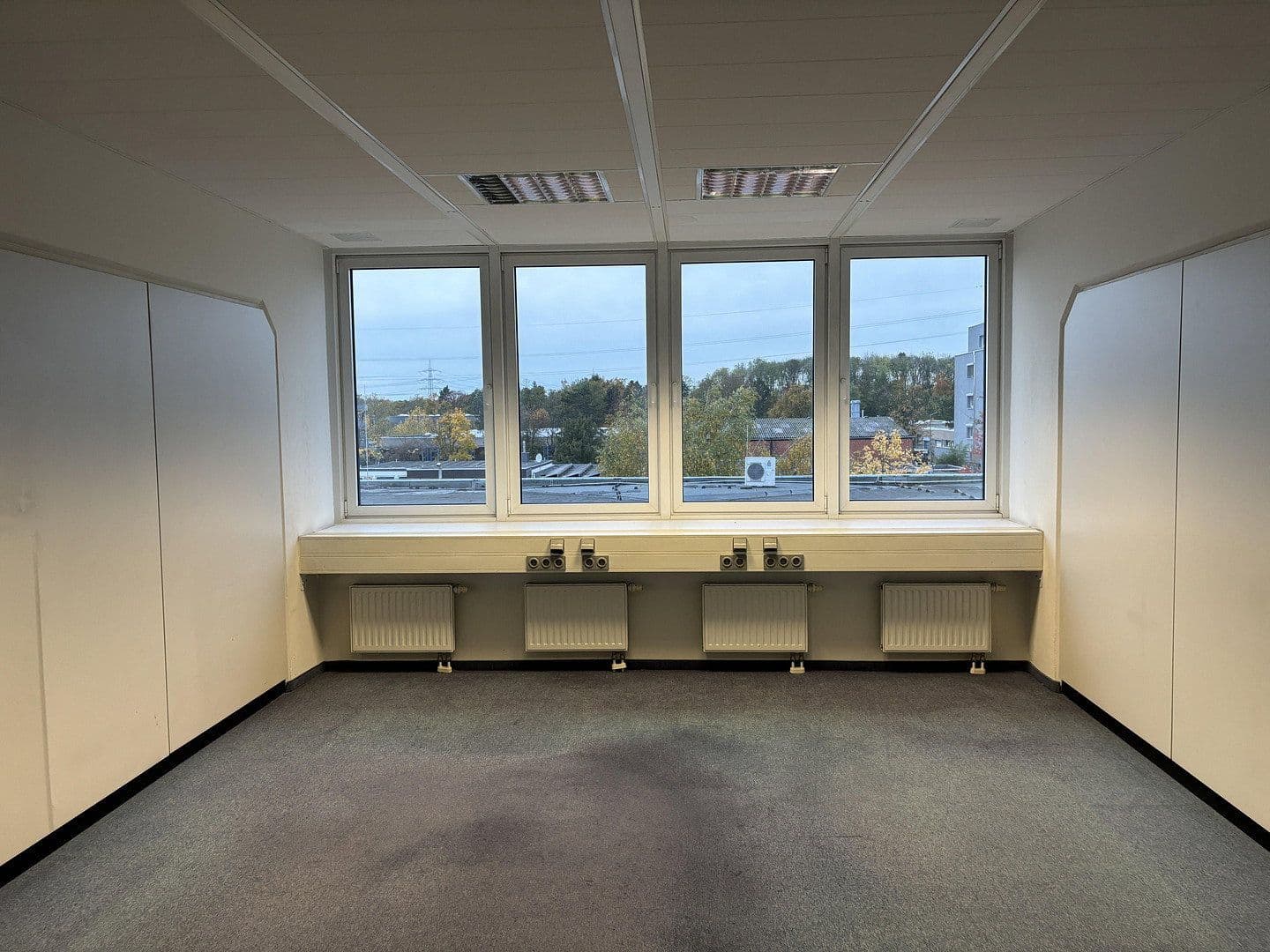 Prenájom kancelárie 600 m², Moselstr. 14, Neuss, Severné Porýnie - Westfálsko Prenájom kancelárie 600 m², Moselstr. 14, Neuss, Severné Porýnie - Westfálsko