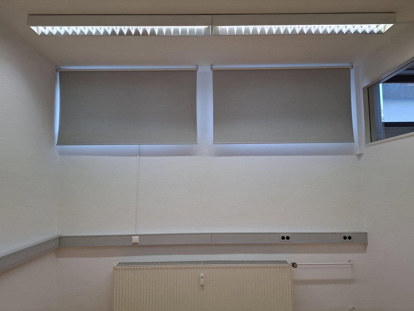 Prenájom kancelárie 102 m², Filderstadt, Bádensko-Wurttembersko Prenájom kancelárie 102 m², Filderstadt, Bádensko-Wurttembersko