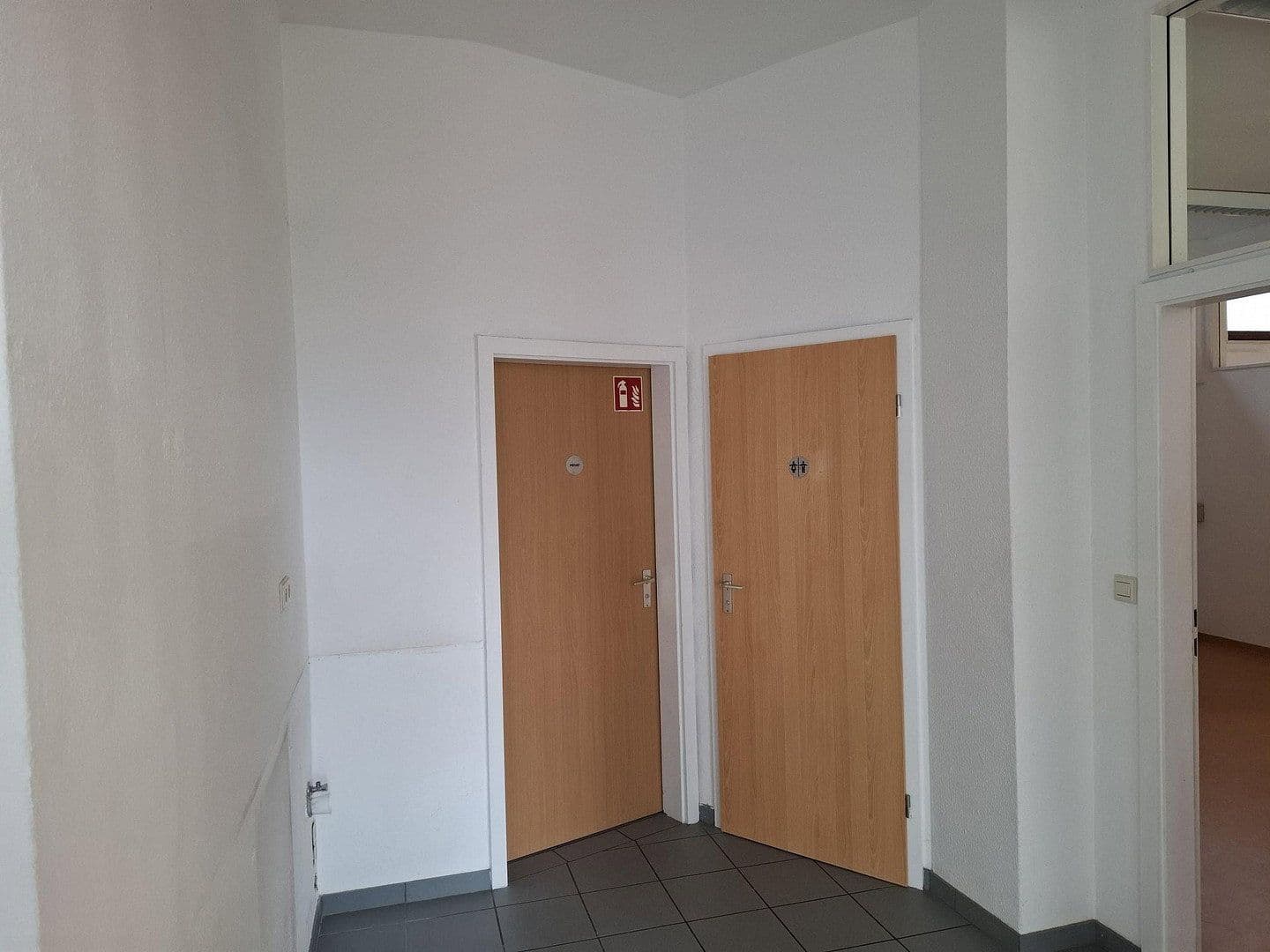 Prenájom kancelárie 102 m², Filderstadt, Bádensko-Wurttembersko Prenájom kancelárie 102 m², Filderstadt, Bádensko-Wurttembersko