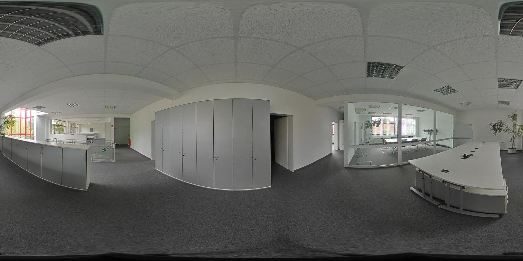 Prenájom nebytového priestoru 2.444 m², Weilheim i. OB, Bavorsko Prenájom nebytového priestoru 2.444 m², Weilheim i. OB, Bavorsko