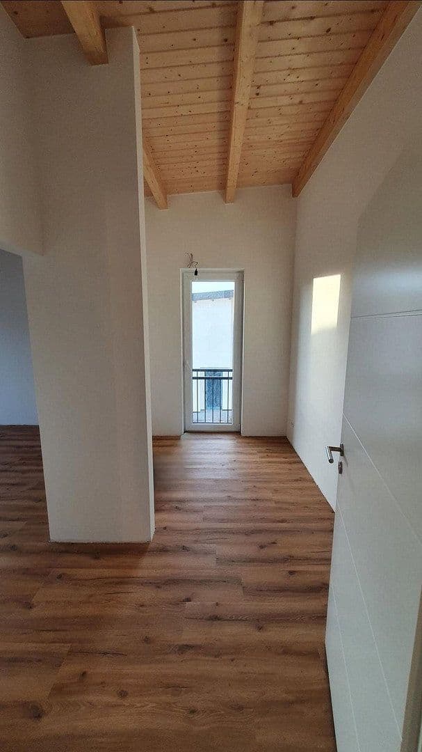 Prenájom domu 136 m², pozemok 200 m², Heidenau, Dolné Sasko Prenájom domu 136 m², pozemok 200 m², Heidenau, Dolné Sasko