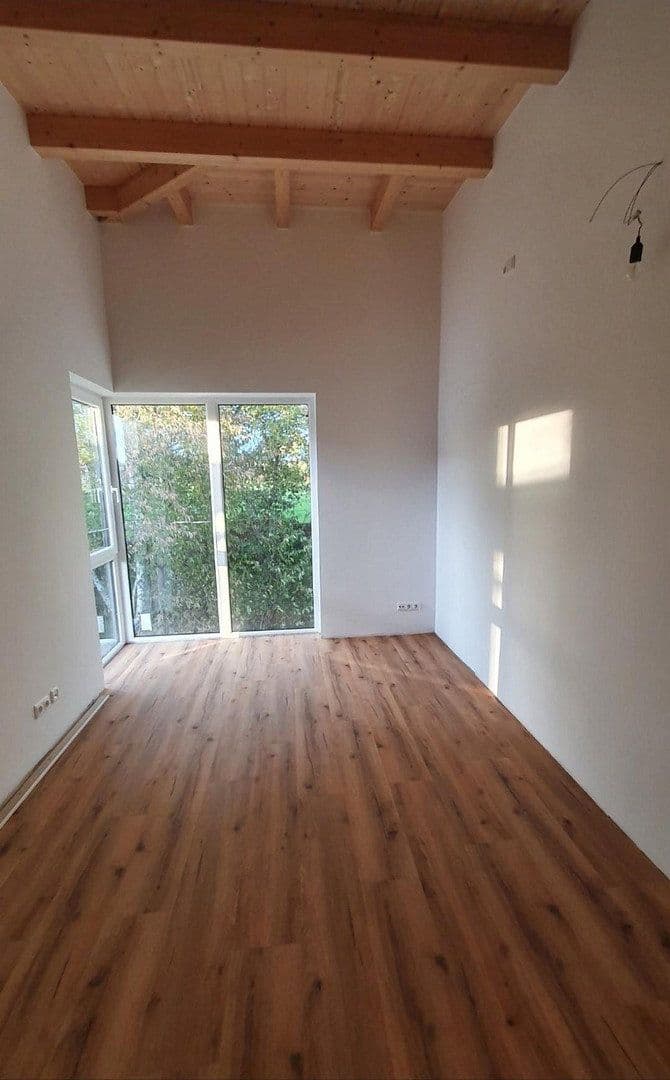 Prenájom domu 136 m², pozemok 200 m², Heidenau, Dolné Sasko Prenájom domu 136 m², pozemok 200 m², Heidenau, Dolné Sasko
