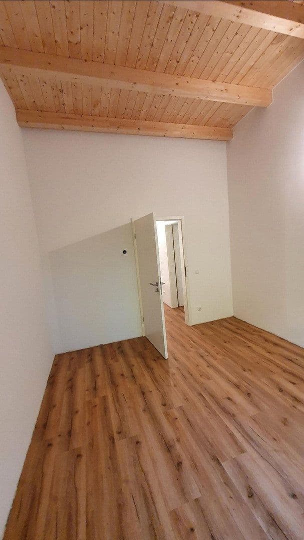 Prenájom domu 136 m², pozemok 200 m², Heidenau, Dolné Sasko Prenájom domu 136 m², pozemok 200 m², Heidenau, Dolné Sasko