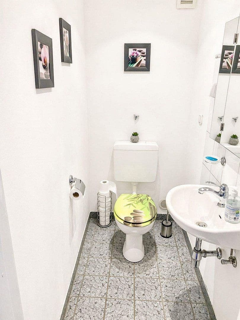 Predaj bytu 3-izbový 100 m², Wuppertal, Severné Porýnie - Westfálsko Predaj bytu 3-izbový 100 m², Wuppertal, Severné Porýnie - Westfálsko