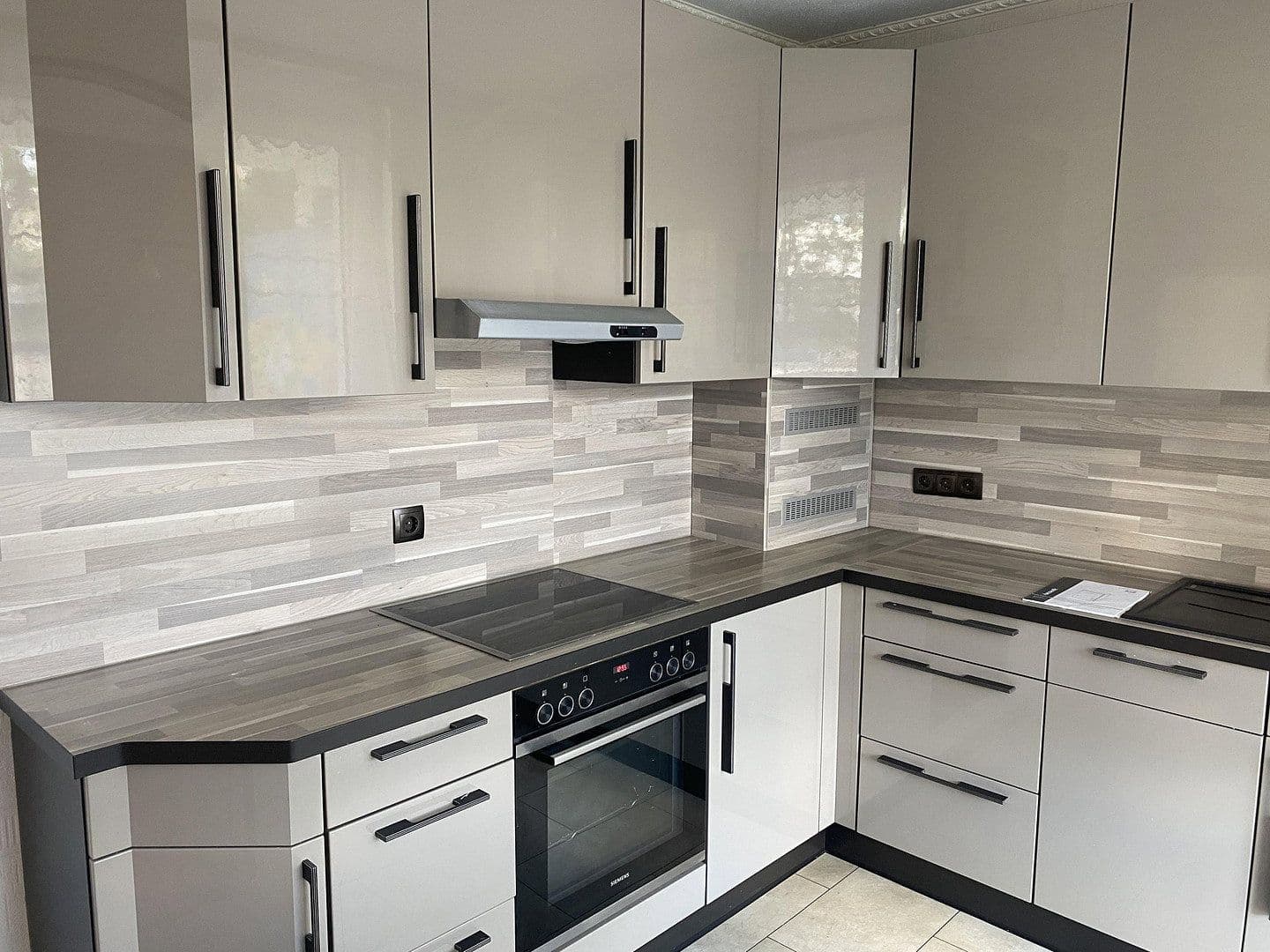 Predaj bytu 3-izbový 100 m², Wuppertal, Severné Porýnie - Westfálsko Predaj bytu 3-izbový 100 m², Wuppertal, Severné Porýnie - Westfálsko