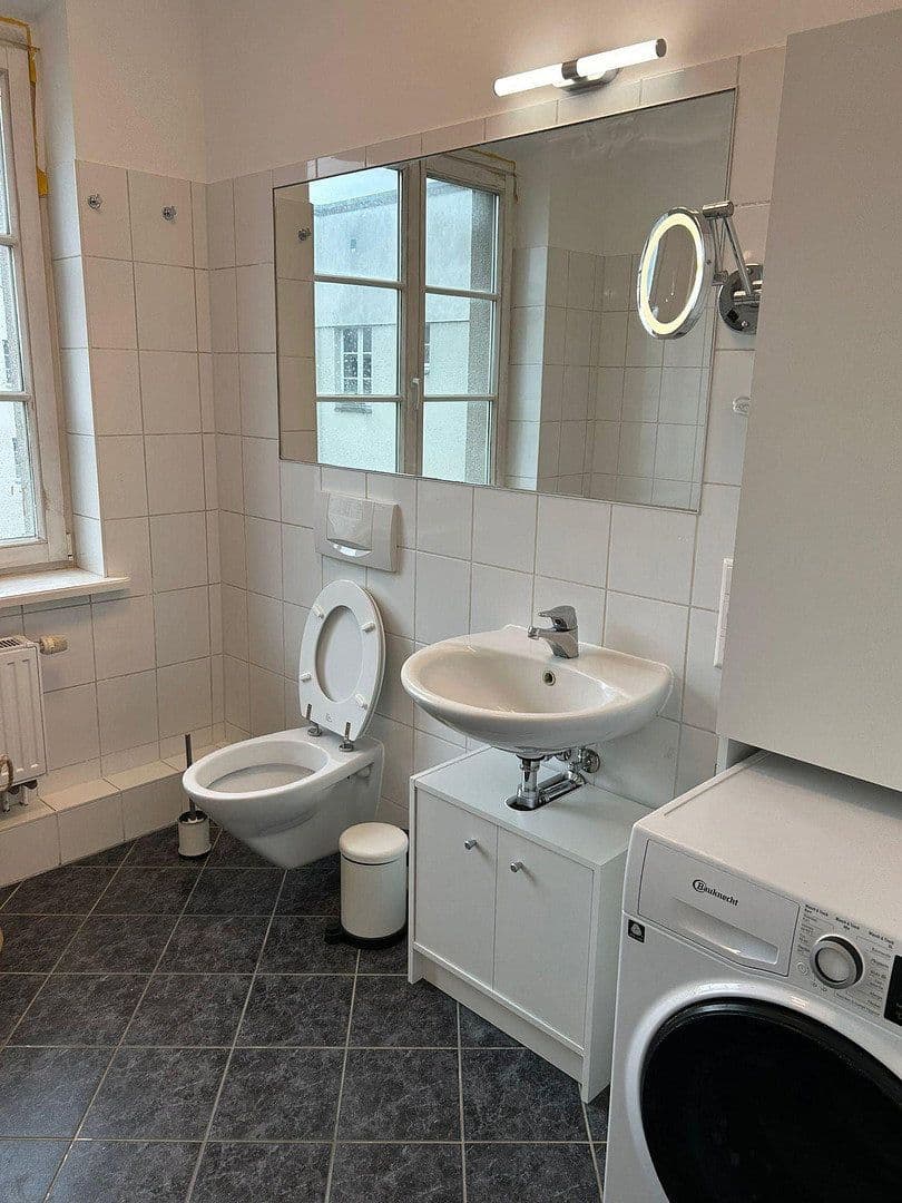 Prenájom bytu 2-izbový 63 m², Glienicker Weg 88, Berlin, Berlín Prenájom bytu 2-izbový 63 m², Glienicker Weg 88, Berlin, Berlín
