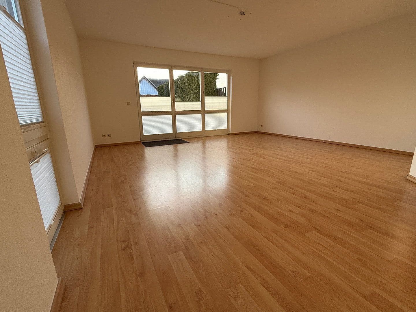 Prenájom domu 118 m², pozemok 218 m², Sommersdorf, Meklenbursko-Predpomoransko Prenájom domu 118 m², pozemok 218 m², Sommersdorf, Meklenbursko-Predpomoransko