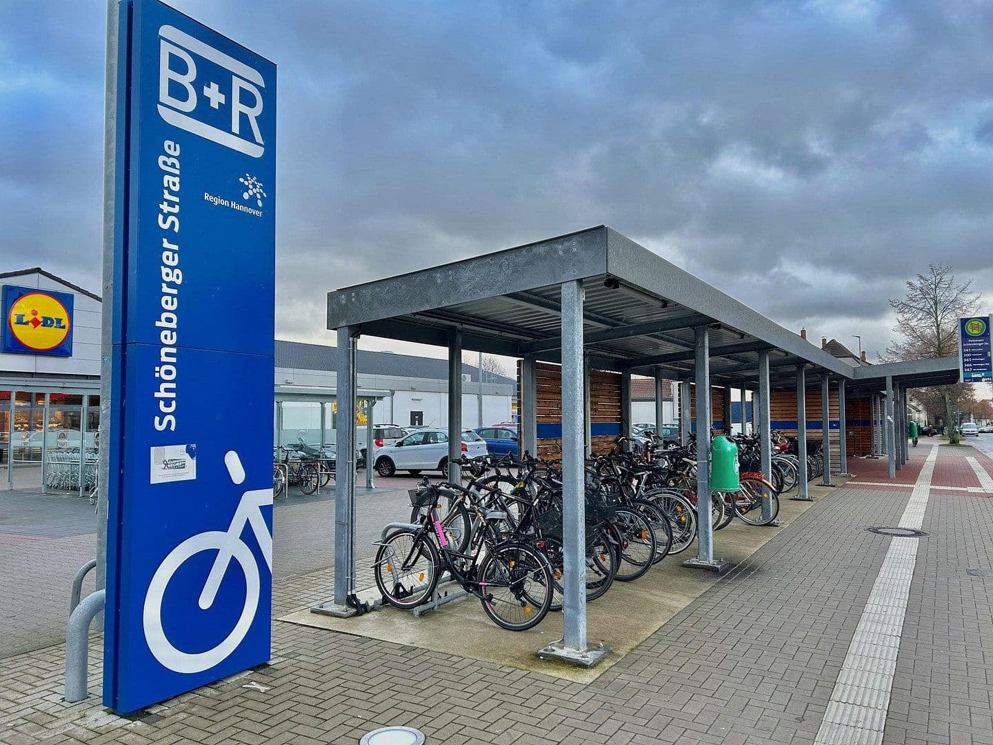 Prenájom bytu 1-izbový 39 m², Pattensen, Dolné Sasko Prenájom bytu 1-izbový 39 m², Pattensen, Dolné Sasko
