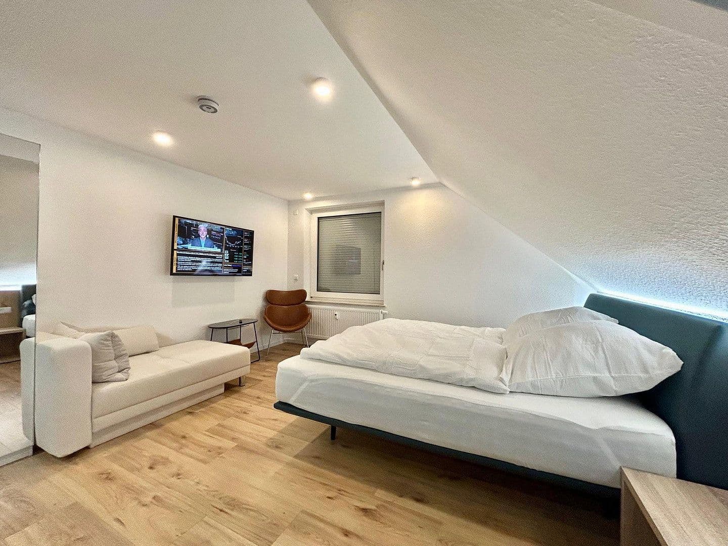 Prenájom bytu 1-izbový 39 m², Pattensen, Dolné Sasko Prenájom bytu 1-izbový 39 m², Pattensen, Dolné Sasko