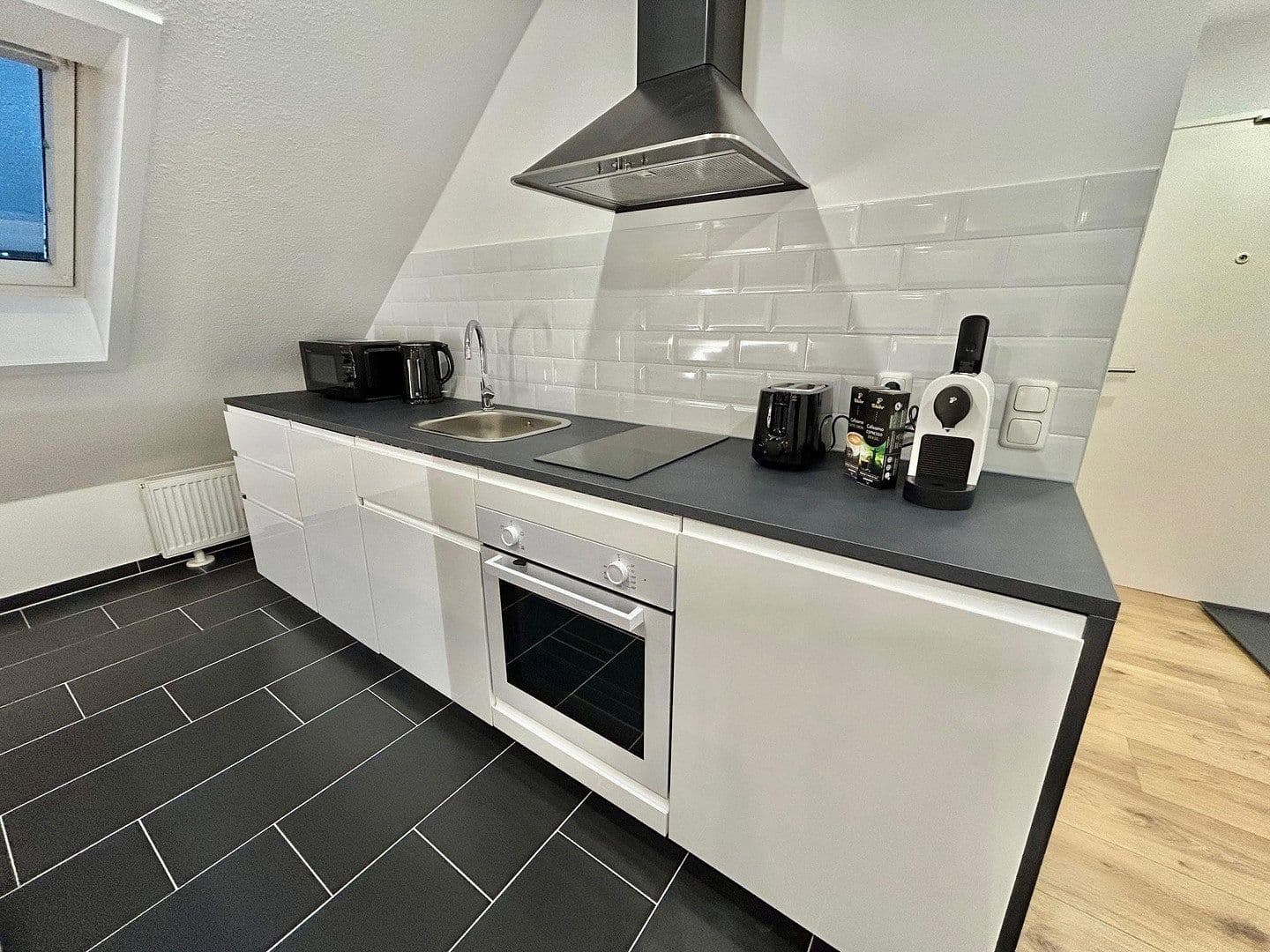 Prenájom bytu 1-izbový 39 m², Pattensen, Dolné Sasko Prenájom bytu 1-izbový 39 m², Pattensen, Dolné Sasko