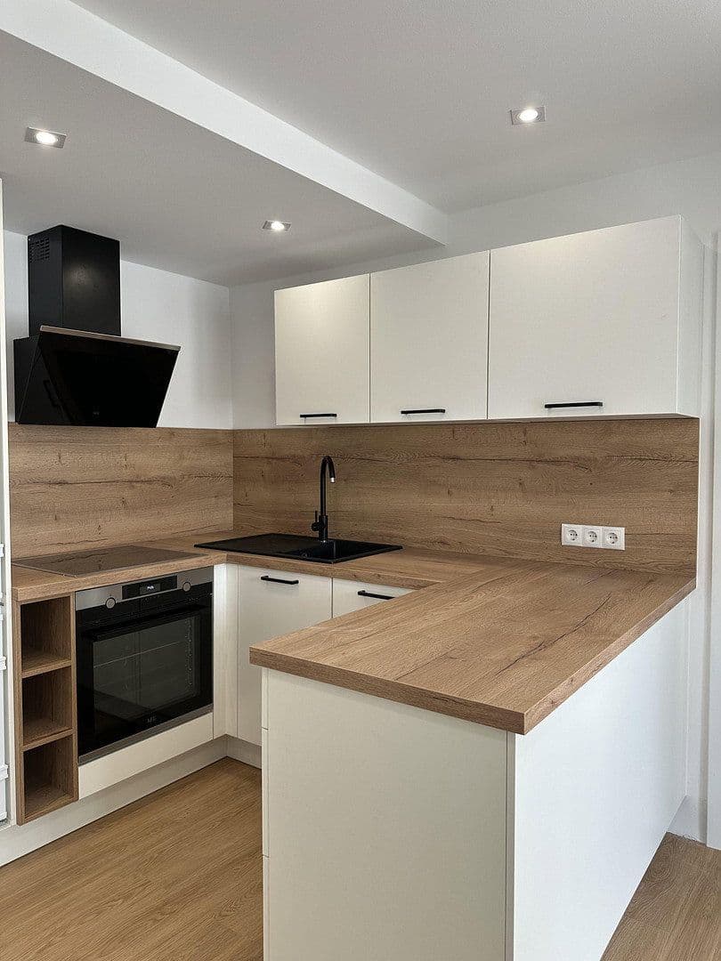 Prenájom bytu 2-izbový 65 m², Badstr. 131, Egloffstein, Bavorsko Prenájom bytu 2-izbový 65 m², Badstr. 131, Egloffstein, Bavorsko
