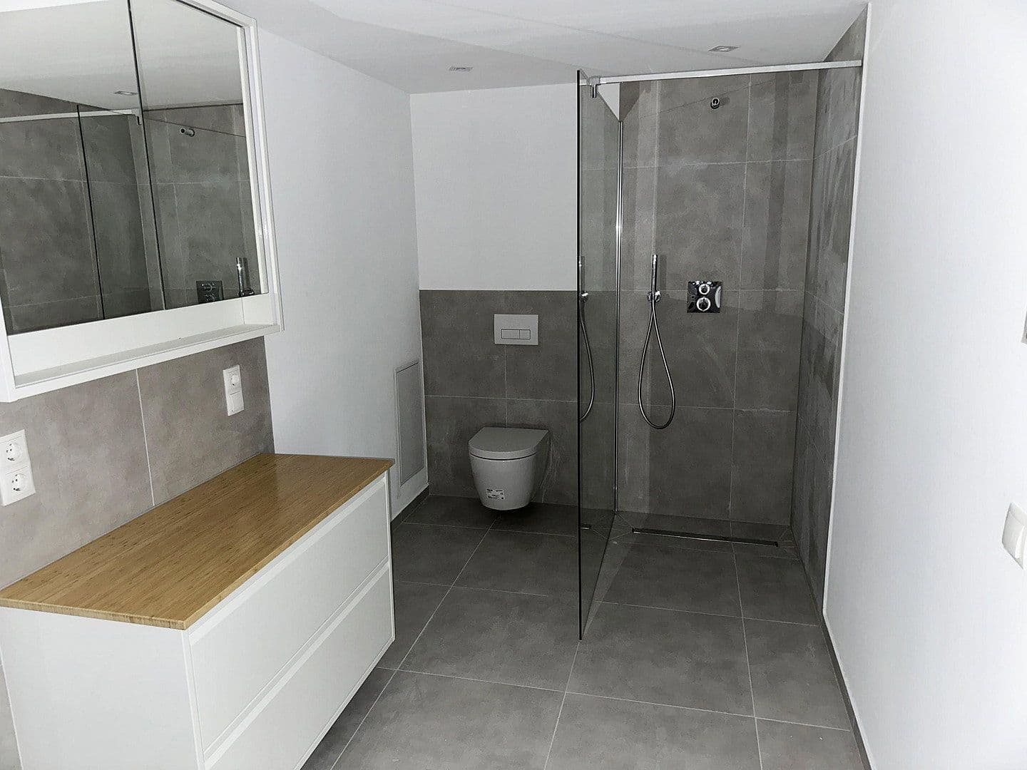 Prenájom bytu 2-izbový 65 m², Badstr. 131, Egloffstein, Bavorsko Prenájom bytu 2-izbový 65 m², Badstr. 131, Egloffstein, Bavorsko