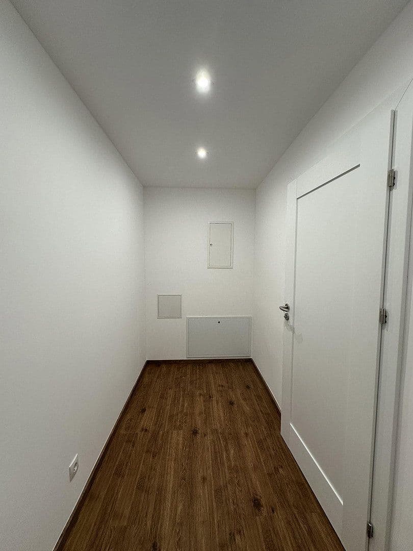 Prenájom bytu 2-izbový 65 m², Badstr. 131, Egloffstein, Bavorsko Prenájom bytu 2-izbový 65 m², Badstr. 131, Egloffstein, Bavorsko