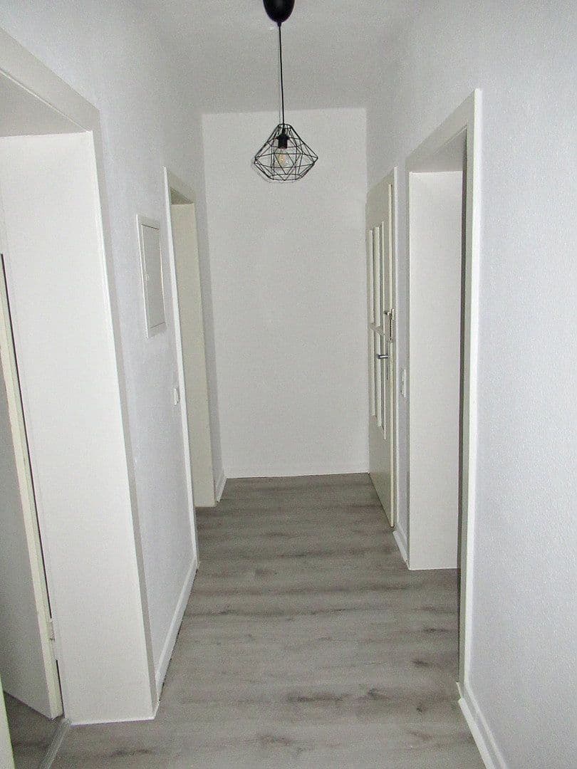 Prenájom bytu 2-izbový 51 m², Gronaustraße 99, Wuppertal, Severné Porýnie - Westfálsko Prenájom bytu 2-izbový 51 m², Gronaustraße 99, Wuppertal, Severné Porýnie - Westfálsko