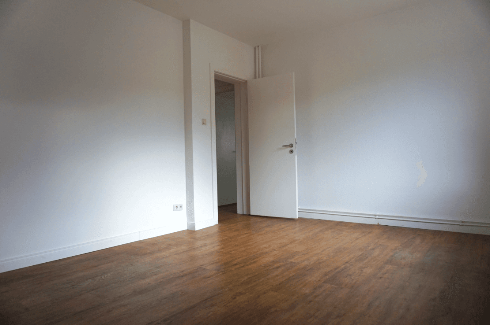Prenájom bytu 3-izbový 76 m², Hamburg, Hamburg Prenájom bytu 3-izbový 76 m², Hamburg, Hamburg