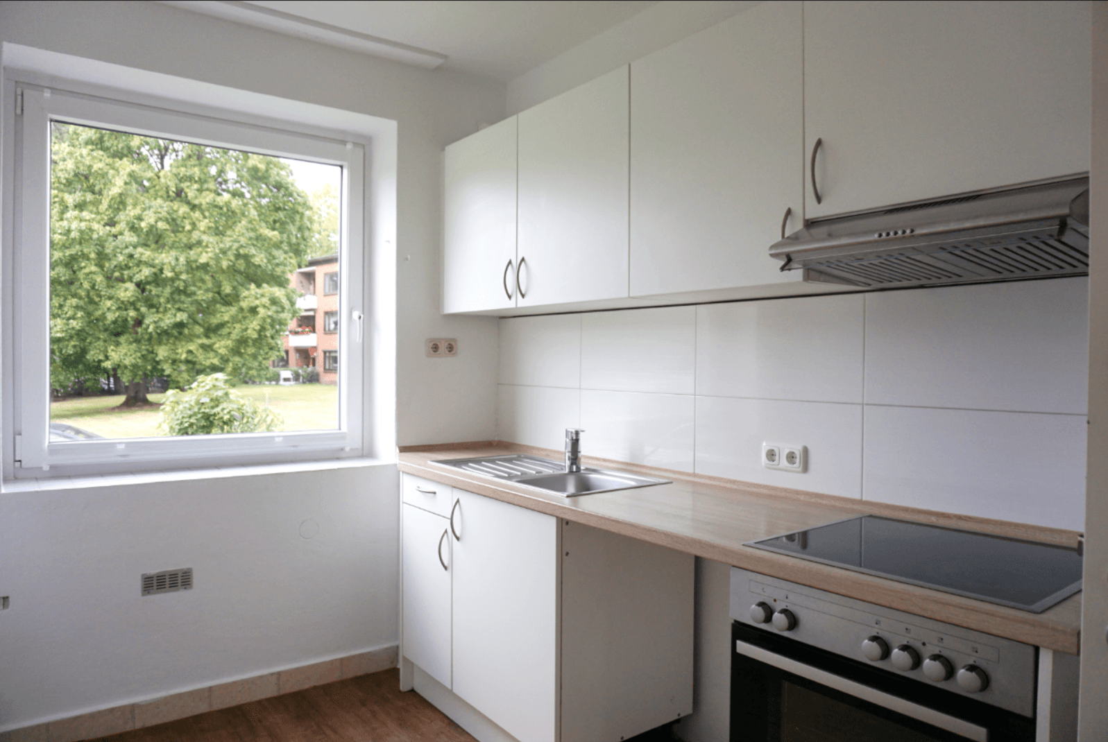 Prenájom bytu 3-izbový 76 m², Hamburg, Hamburg Prenájom bytu 3-izbový 76 m², Hamburg, Hamburg