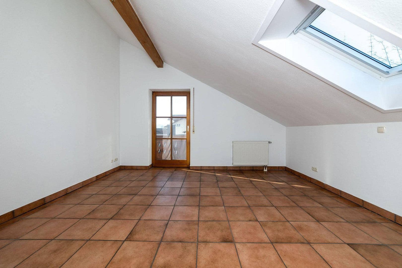 Predaj bytu 3-izbový 84 m², Bruckmühl, Bavorsko Predaj bytu 3-izbový 84 m², Bruckmühl, Bavorsko
