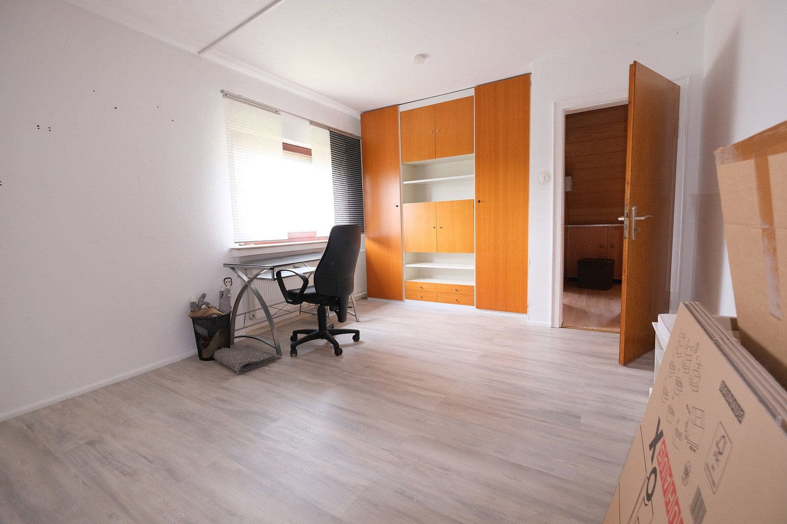 Prenájom domu 100 m², pozemok 870 m², Kassel, Hesensko Prenájom domu 100 m², pozemok 870 m², Kassel, Hesensko