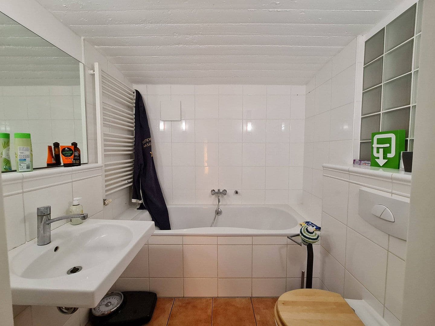Prenájom bytu 4-izbový 132 m², Holbeinstraße 14, Leipzig, Sasko Prenájom bytu 4-izbový 132 m², Holbeinstraße 14, Leipzig, Sasko