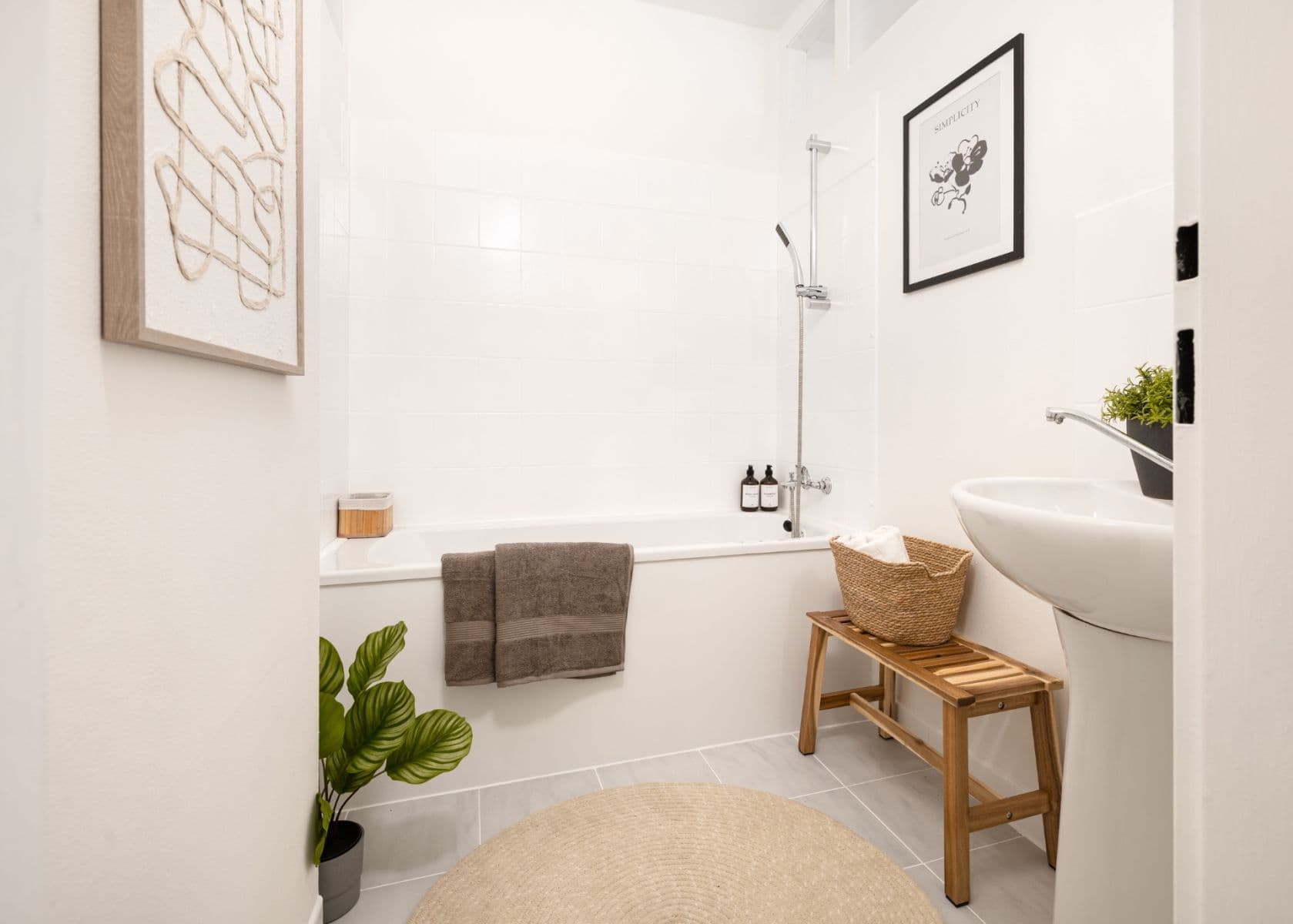 Predaj bytu 3-izbový 70 m², Družební, Olomouc, Olomoucký kraj Predaj bytu 3-izbový 70 m², Družební, Olomouc, Olomoucký kraj