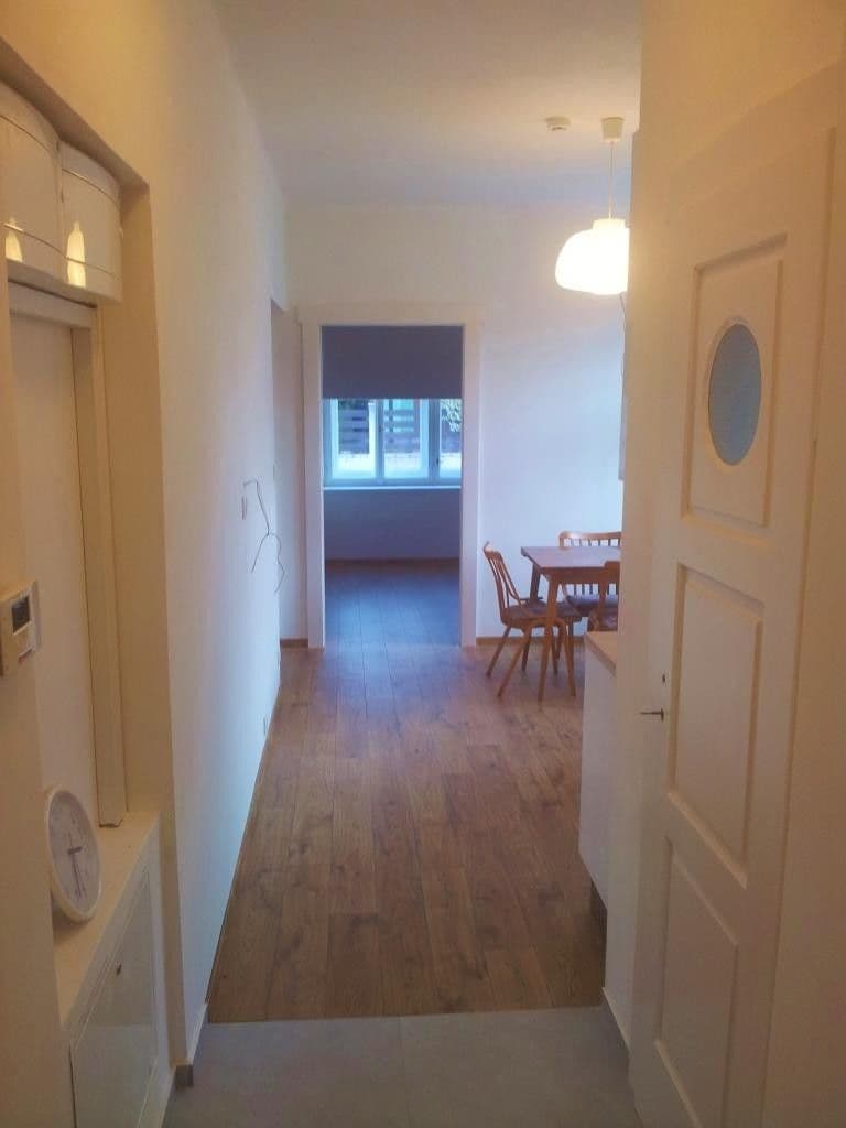 Prenájom bytu 2-izbový 50 m², Při hranici, Praha, Praha Prenájom bytu 2-izbový 50 m², Při hranici, Praha, Praha