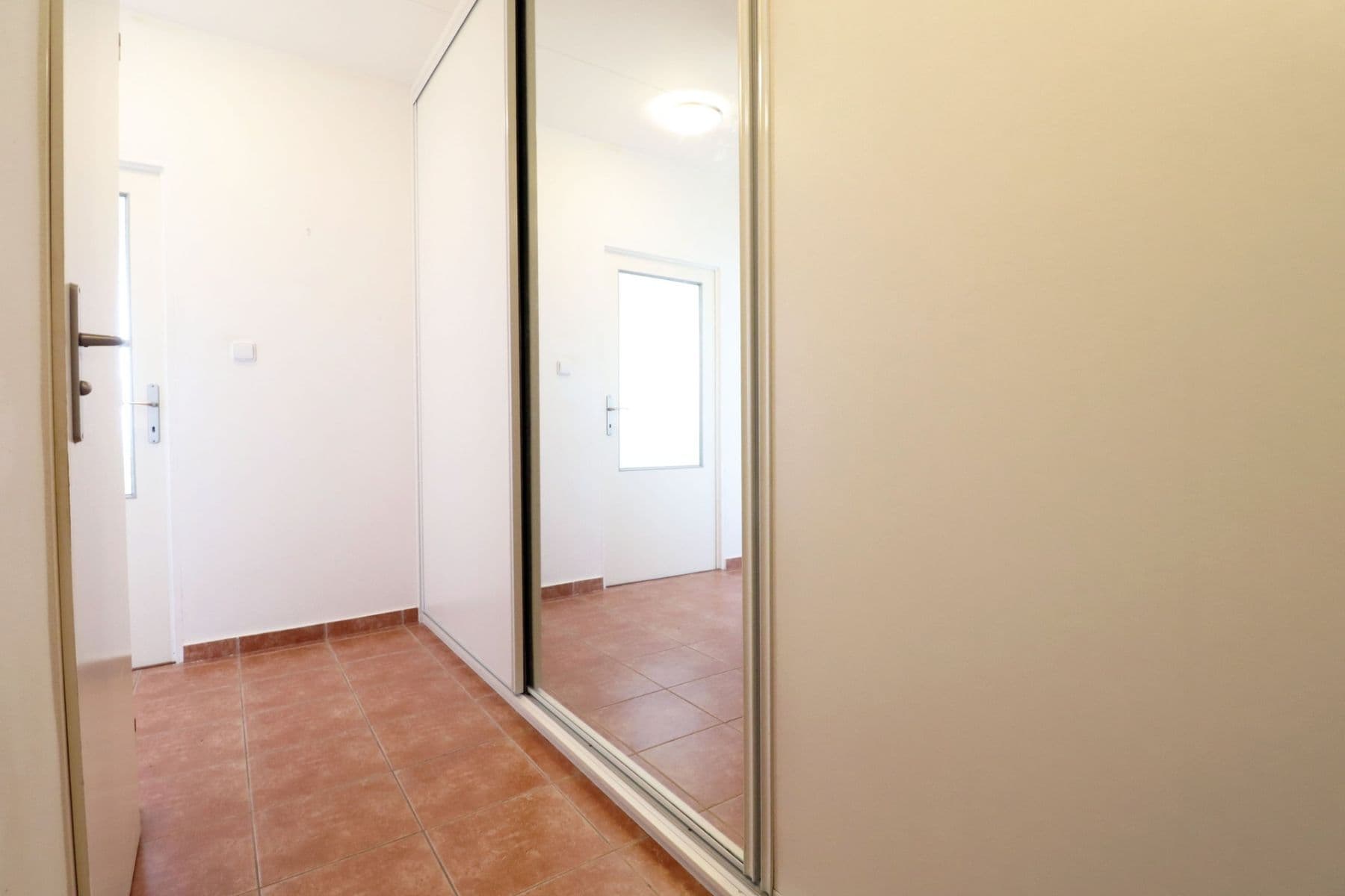 Prenájom bytu 2-izbový 43 m², Modrá, Praha, Praha Prenájom bytu 2-izbový 43 m², Modrá, Praha, Praha