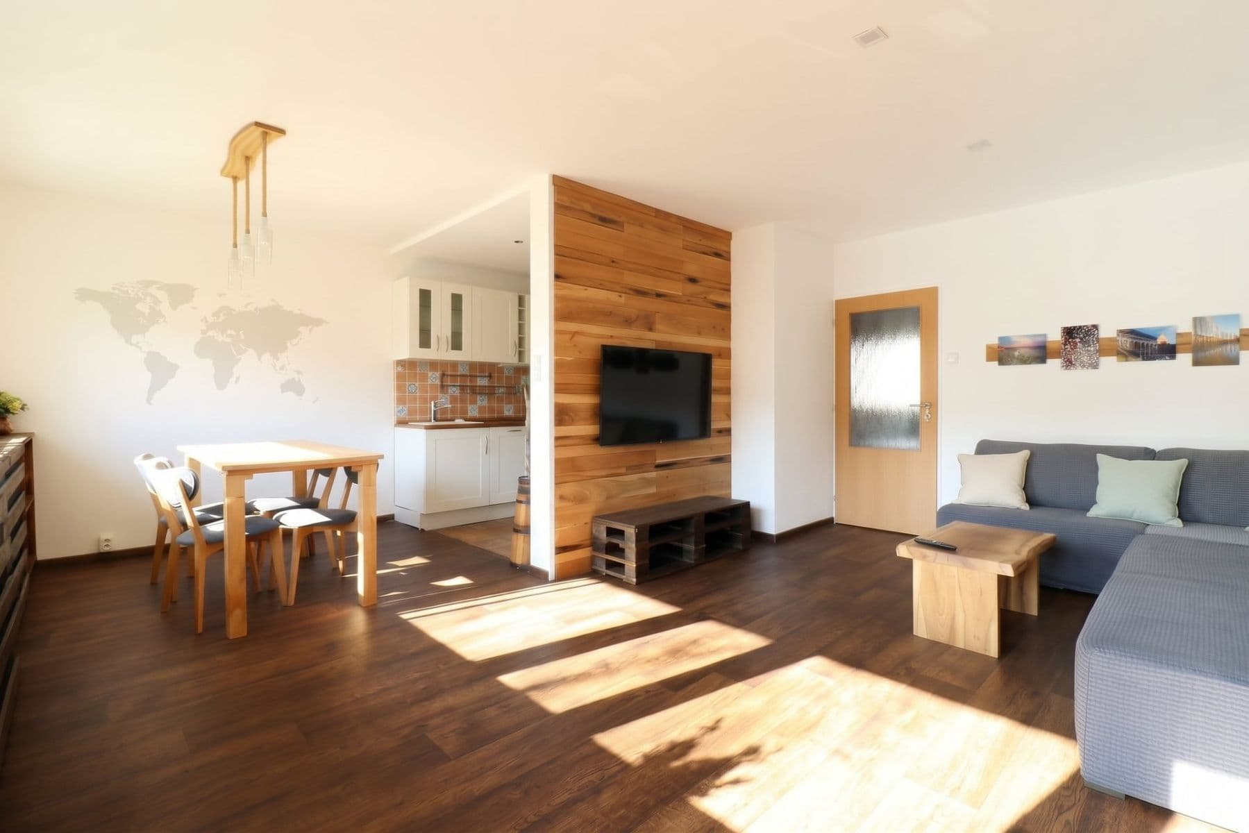 Prenájom bytu 3-izbový 71 m², Mádrova, Praha, Praha Prenájom bytu 3-izbový 71 m², Mádrova, Praha, Praha