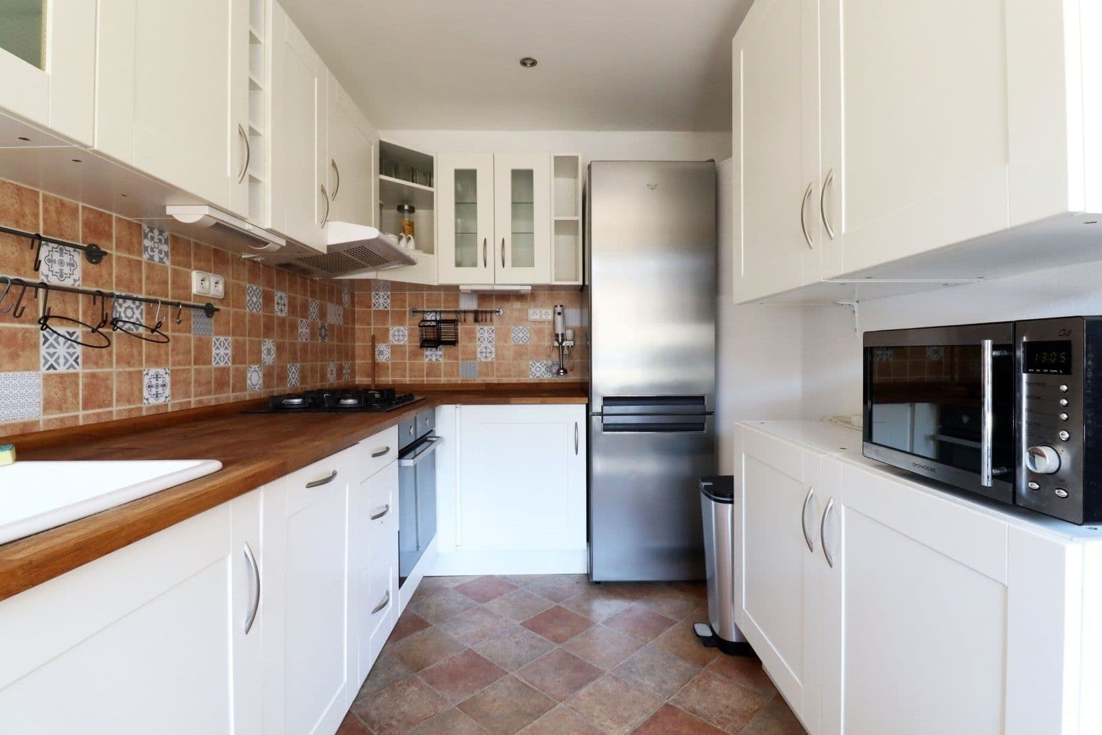 Prenájom bytu 3-izbový 71 m², Mádrova, Praha, Praha Prenájom bytu 3-izbový 71 m², Mádrova, Praha, Praha