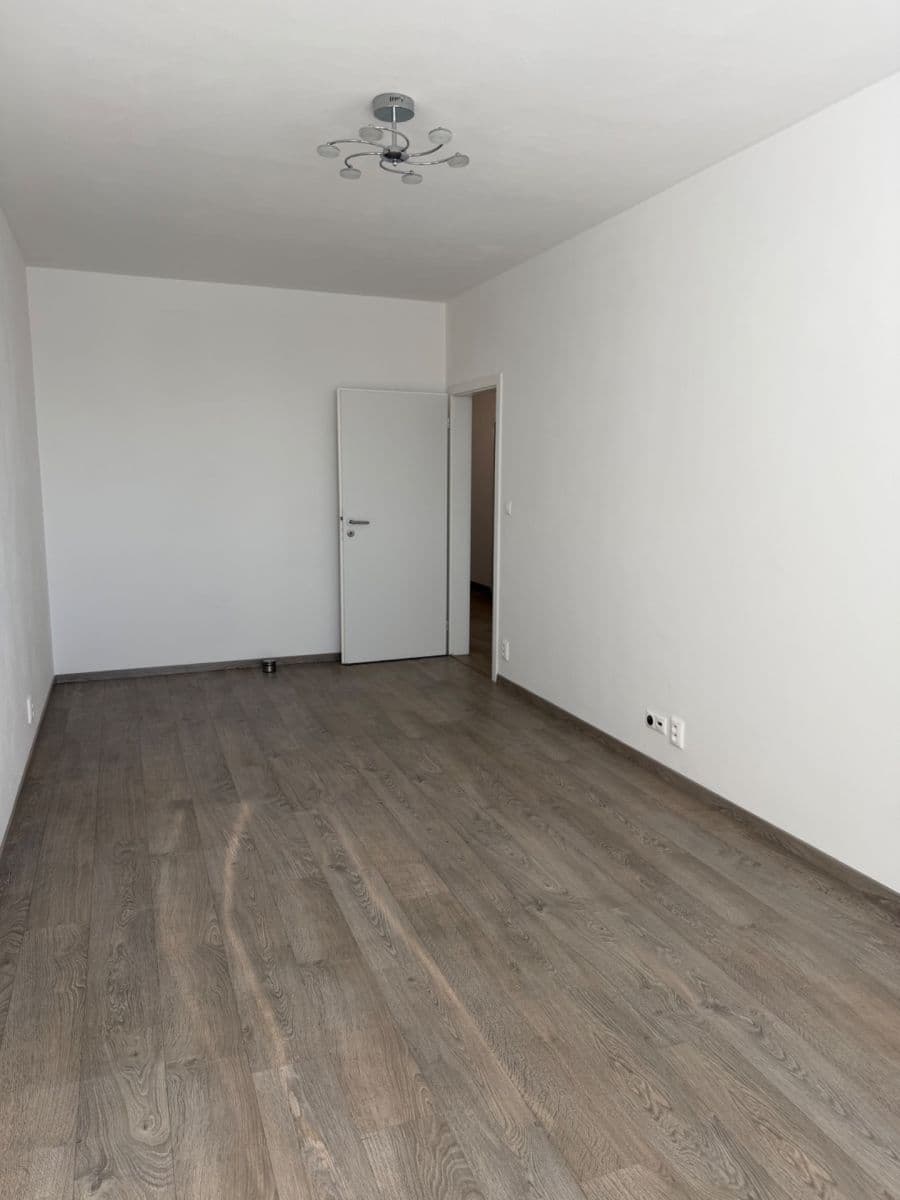 Predaj bytu 3-izbový 81 m², Jantarová, Ostrava, Moravskoslezský kraj Predaj bytu 3-izbový 81 m², Jantarová, Ostrava, Moravskoslezský kraj