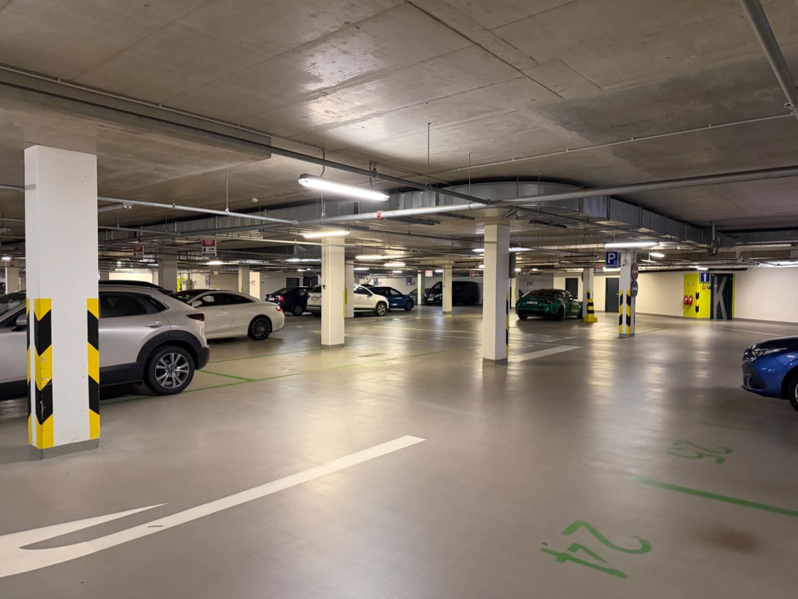 Predaj bytu 3-izbový 81 m², Jantarová, Ostrava, Moravskoslezský kraj Predaj bytu 3-izbový 81 m², Jantarová, Ostrava, Moravskoslezský kraj