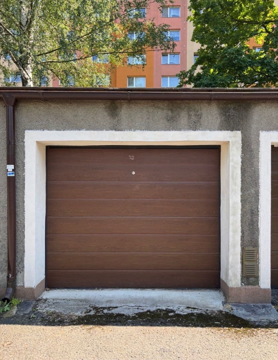 Prenájom garáže 20 m², Malátova, Liberec, Liberecký kraj Prenájom garáže 20 m², Malátova, Liberec, Liberecký kraj