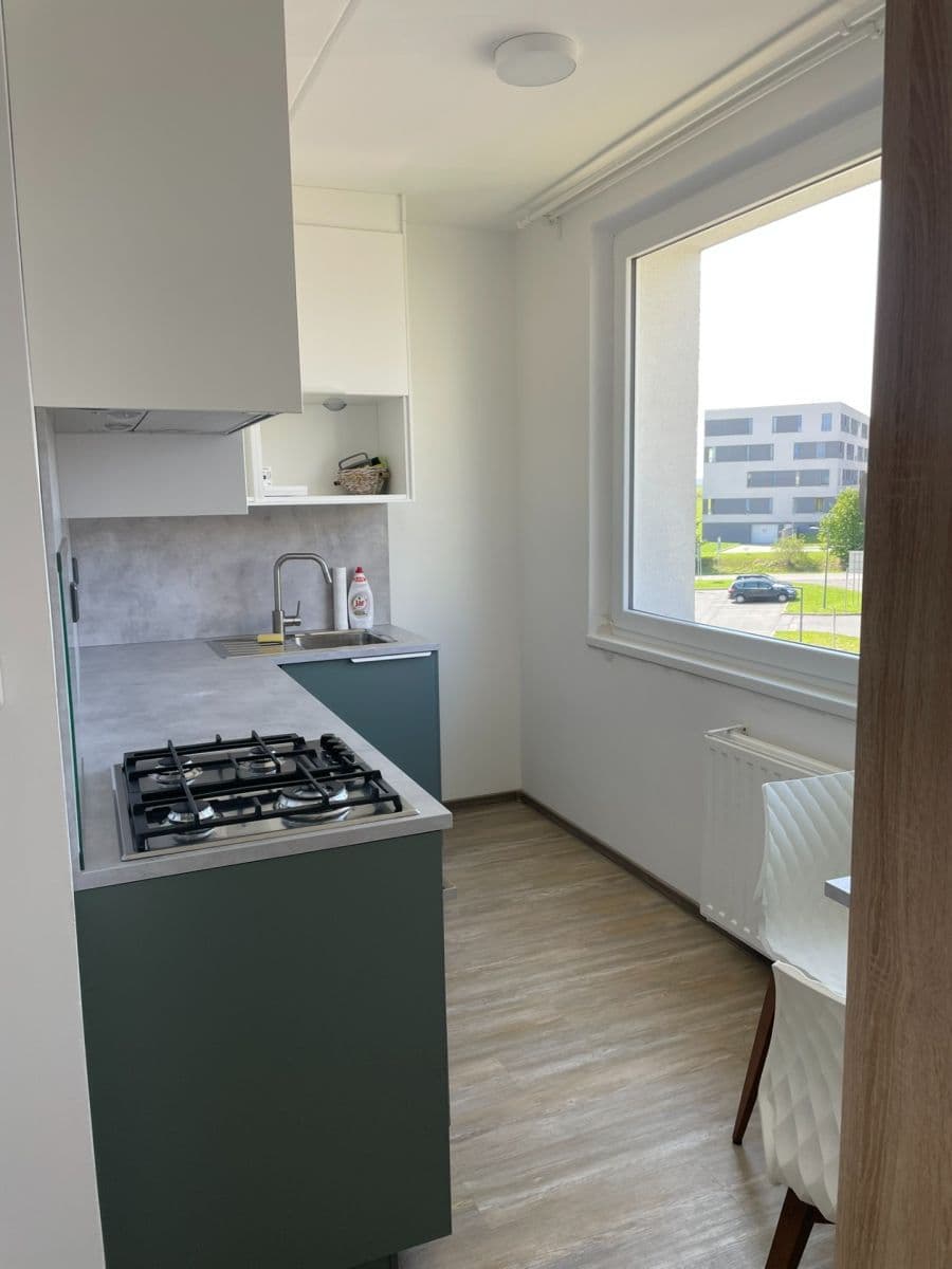 Prenájom bytu 2-izbový 55 m², Jižní, Přelouč, Pardubický kraj Prenájom bytu 2-izbový 55 m², Jižní, Přelouč, Pardubický kraj