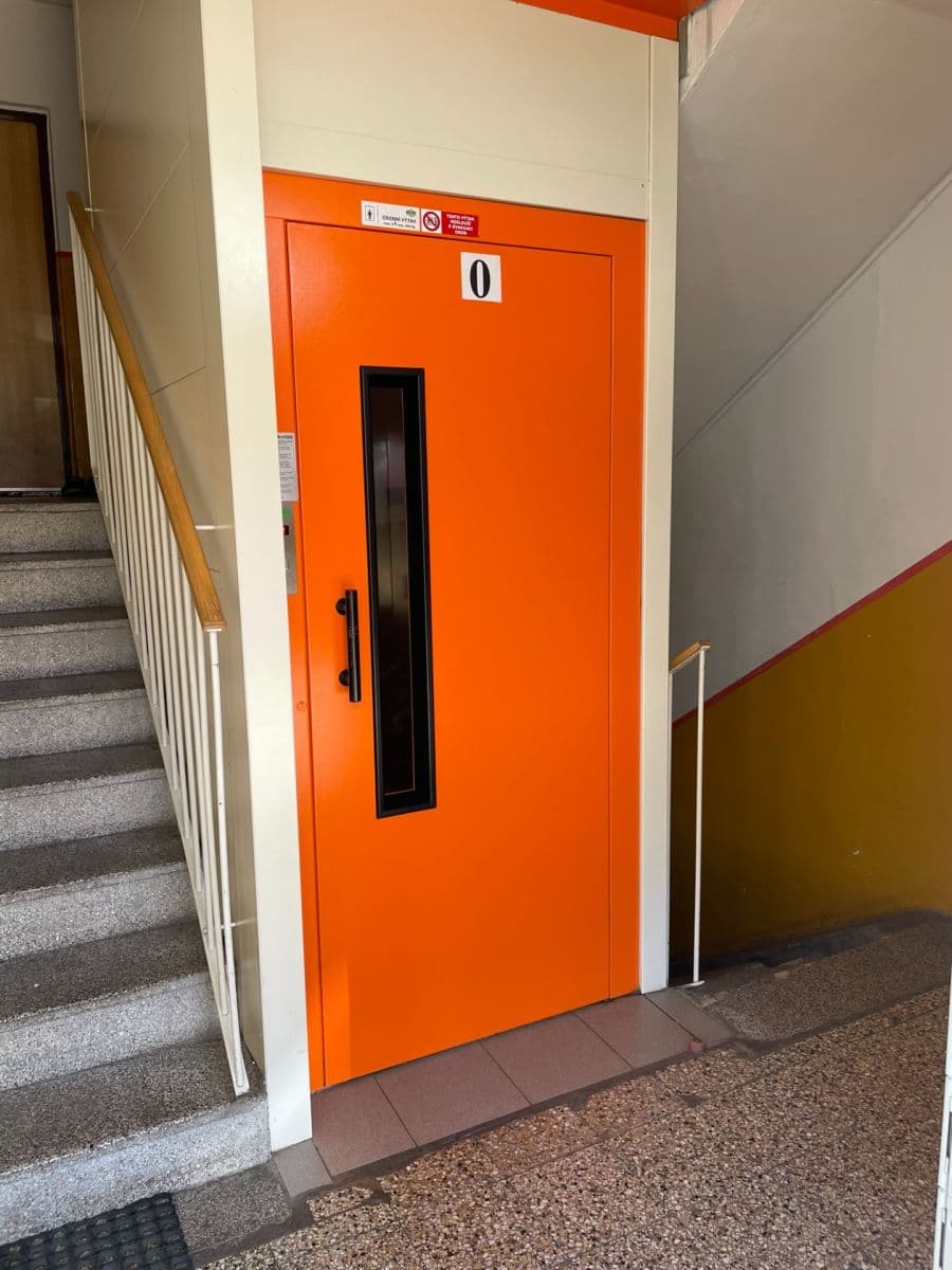Prenájom bytu 2-izbový 55 m², Jižní, Přelouč, Pardubický kraj Prenájom bytu 2-izbový 55 m², Jižní, Přelouč, Pardubický kraj