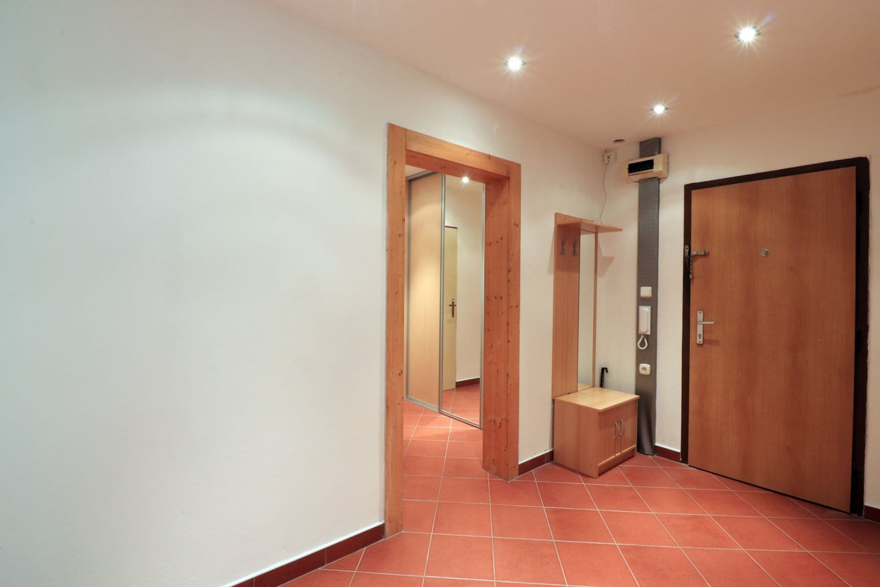 Prenájom bytu 3-izbový 63 m², Ke škole, Praha, Praha Prenájom bytu 3-izbový 63 m², Ke škole, Praha, Praha
