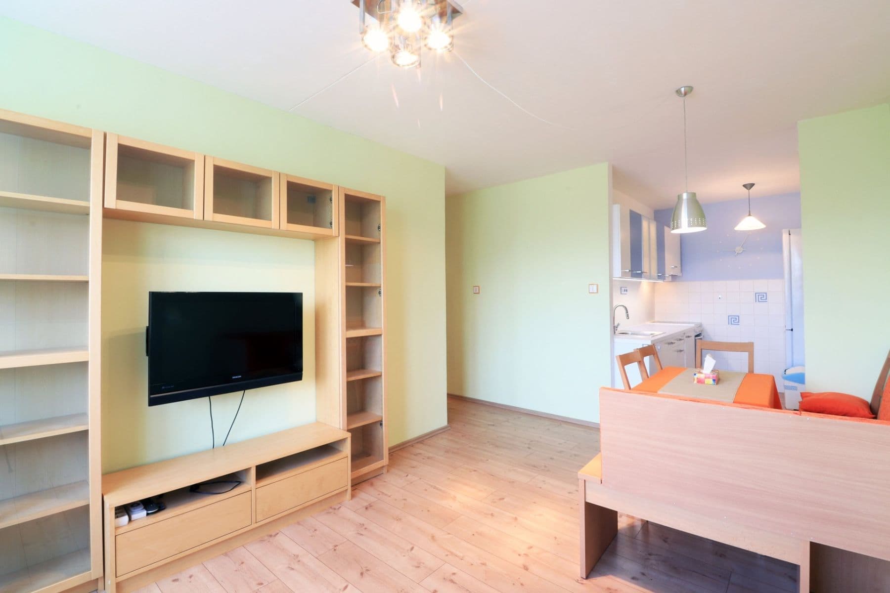 Prenájom bytu 3-izbový 63 m², Ke škole, Praha, Praha Prenájom bytu 3-izbový 63 m², Ke škole, Praha, Praha