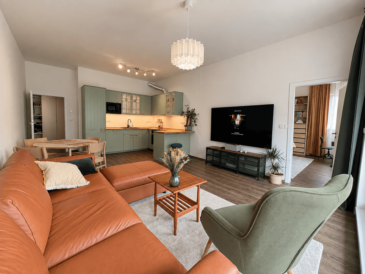 Prenájom bytu 2-izbový 66 m², Gerstelova, Praha, Praha Prenájom bytu 2-izbový 66 m², Gerstelova, Praha, Praha