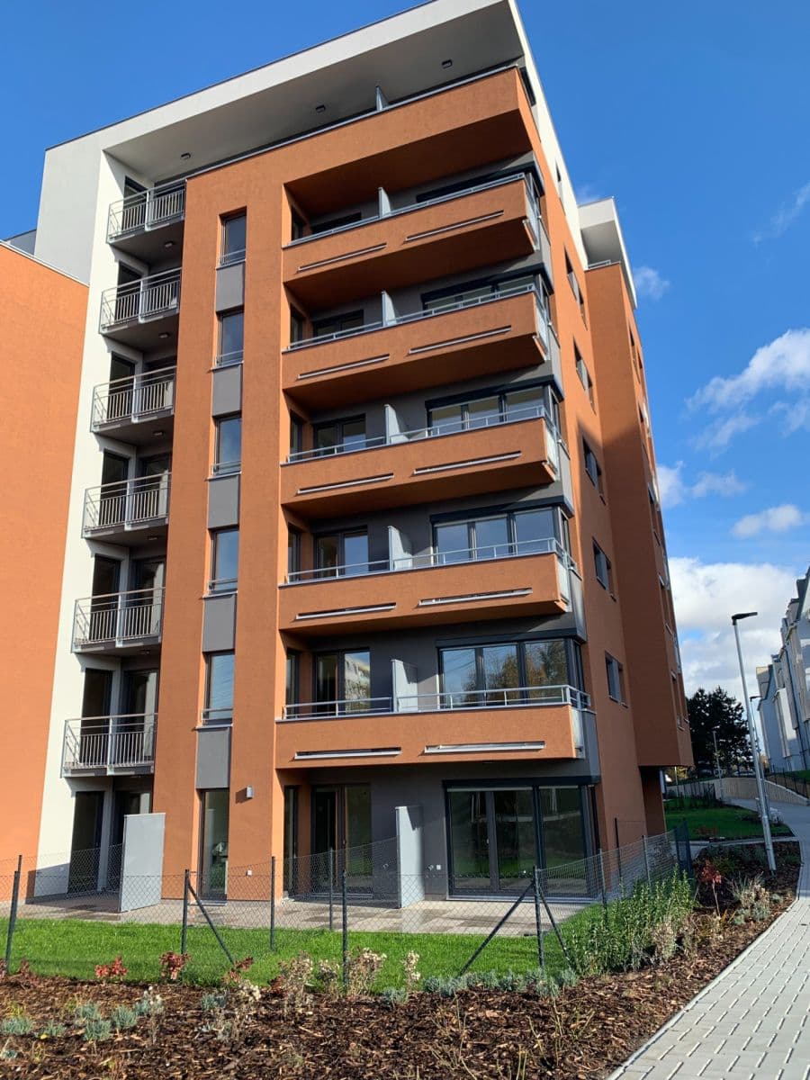 Prenájom bytu 1-izbový 31 m², Šternovská, Praha, Praha Prenájom bytu 1-izbový 31 m², Šternovská, Praha, Praha