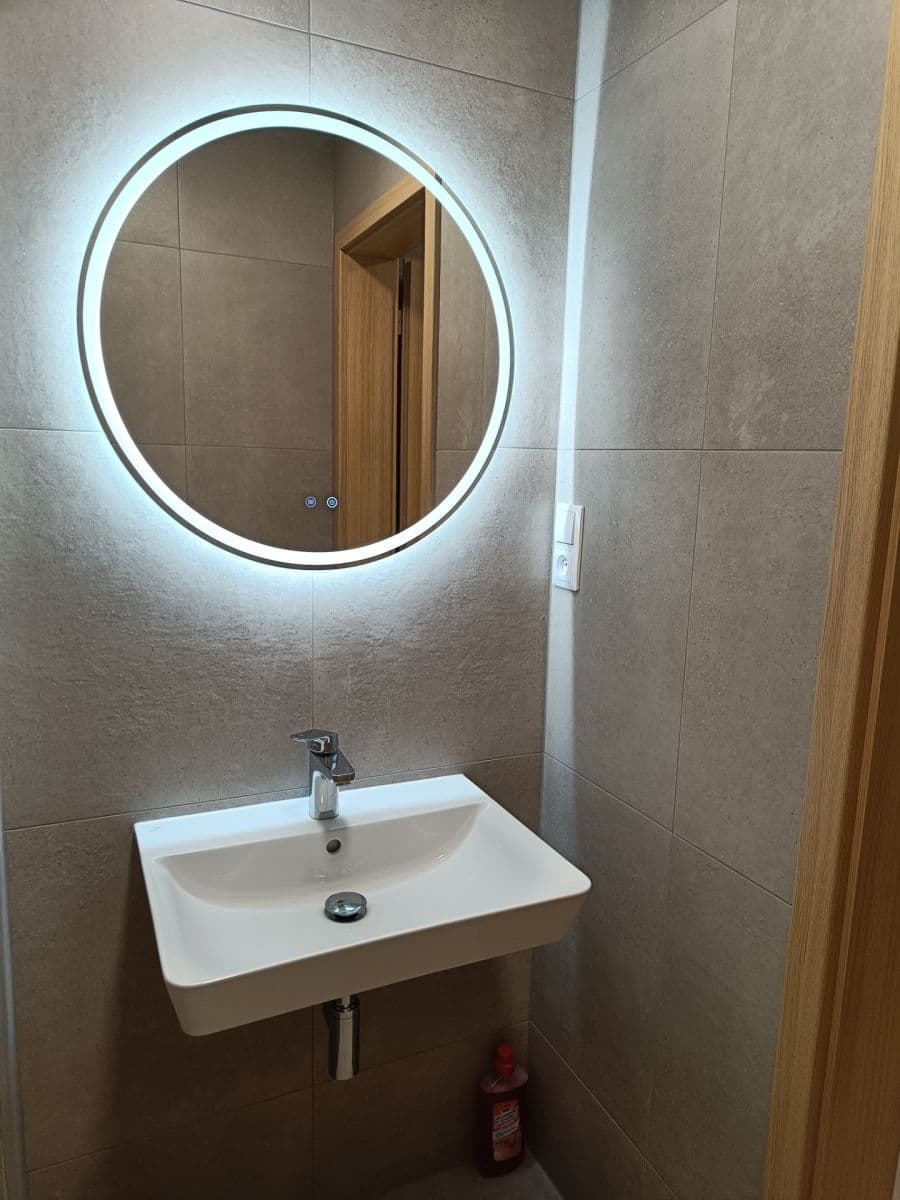 Prenájom bytu 1-izbový 30 m², Brněnská, Šlapanice, Jihomoravský kraj Prenájom bytu 1-izbový 30 m², Brněnská, Šlapanice, Jihomoravský kraj