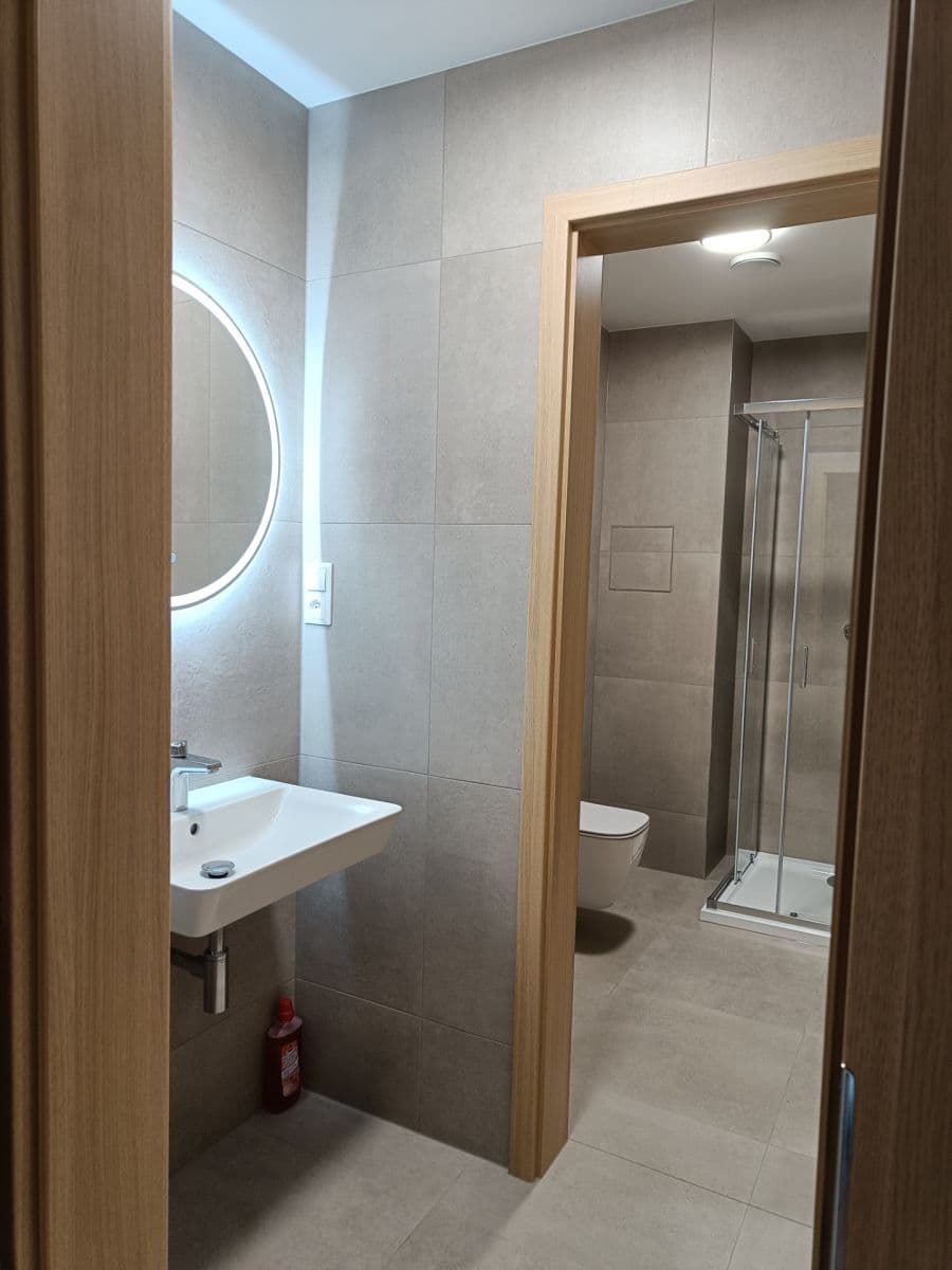 Prenájom bytu 1-izbový 30 m², Brněnská, Šlapanice, Jihomoravský kraj Prenájom bytu 1-izbový 30 m², Brněnská, Šlapanice, Jihomoravský kraj