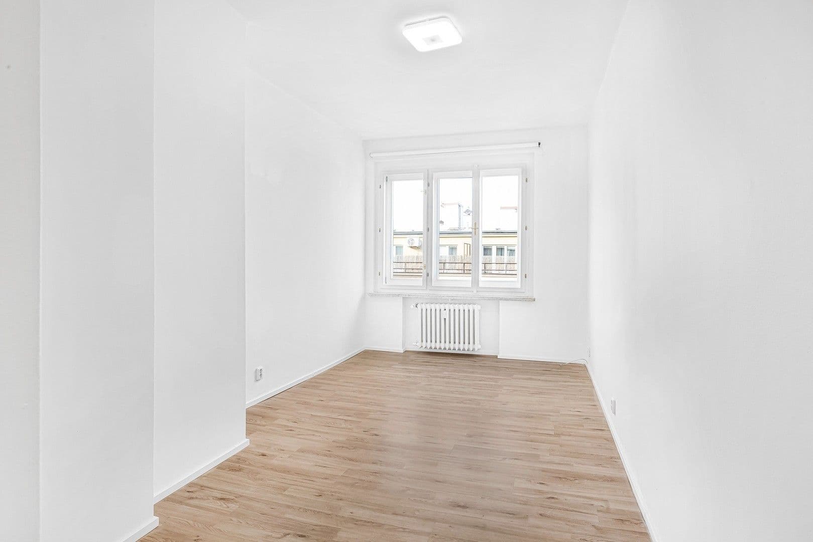 Prenájom bytu 3-izbový 74 m², Přemyslovská, Praha, Praha Prenájom bytu 3-izbový 74 m², Přemyslovská, Praha, Praha
