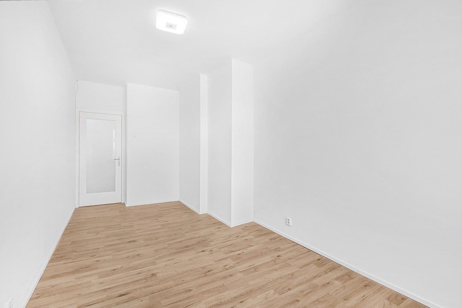 Prenájom bytu 3-izbový 74 m², Přemyslovská, Praha, Praha Prenájom bytu 3-izbový 74 m², Přemyslovská, Praha, Praha