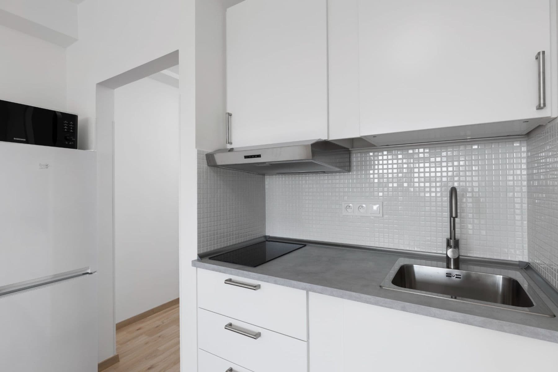 Prenájom bytu 1-izbový 26 m², Peroutkova, Praha, Praha Prenájom bytu 1-izbový 26 m², Peroutkova, Praha, Praha