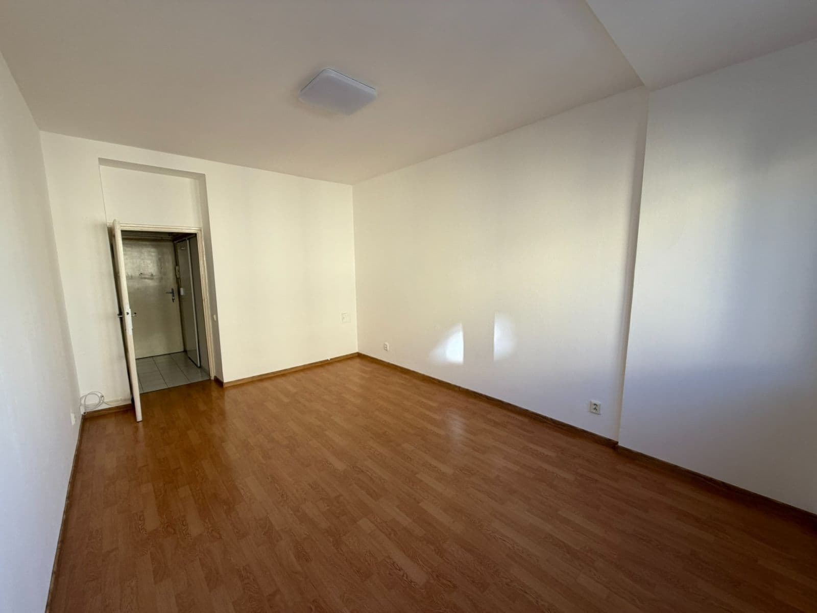 Prenájom bytu 1-izbový 23 m², Patočkova, Praha, Praha Prenájom bytu 1-izbový 23 m², Patočkova, Praha, Praha